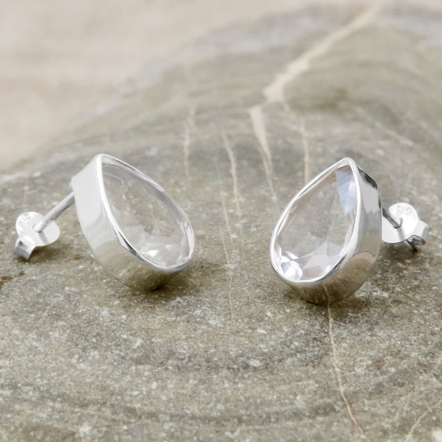 Boucles d'oreilles cristal de roche gouttes argent 925