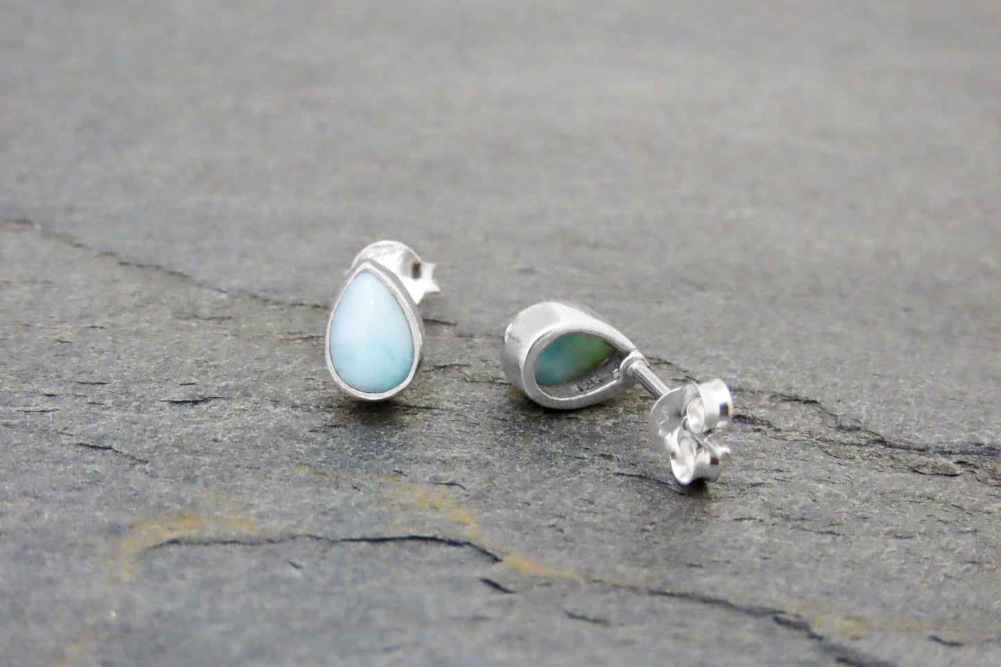 Clous d'oreilles Larimar gouttes argent 925