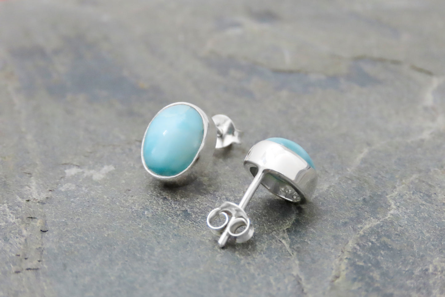 Clous d'oreilles Larimar ovales argent 925