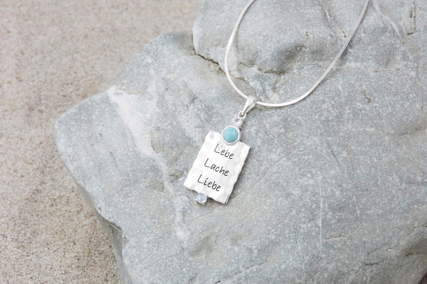 Collier pendentif Live Laugh Love Rainbow Moonstone Larimar Rock Crystal 925 Argent Pierres Précieuses Symbole Bijoux Amour Cadeau