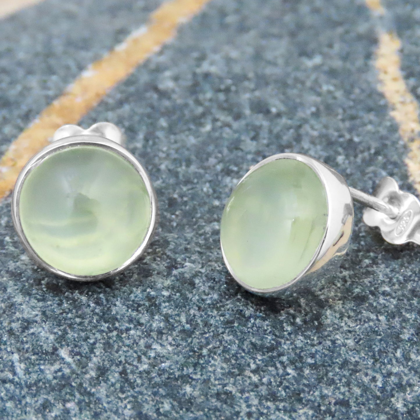 Boucles d'oreilles clous Prehnite rondes en argent 925