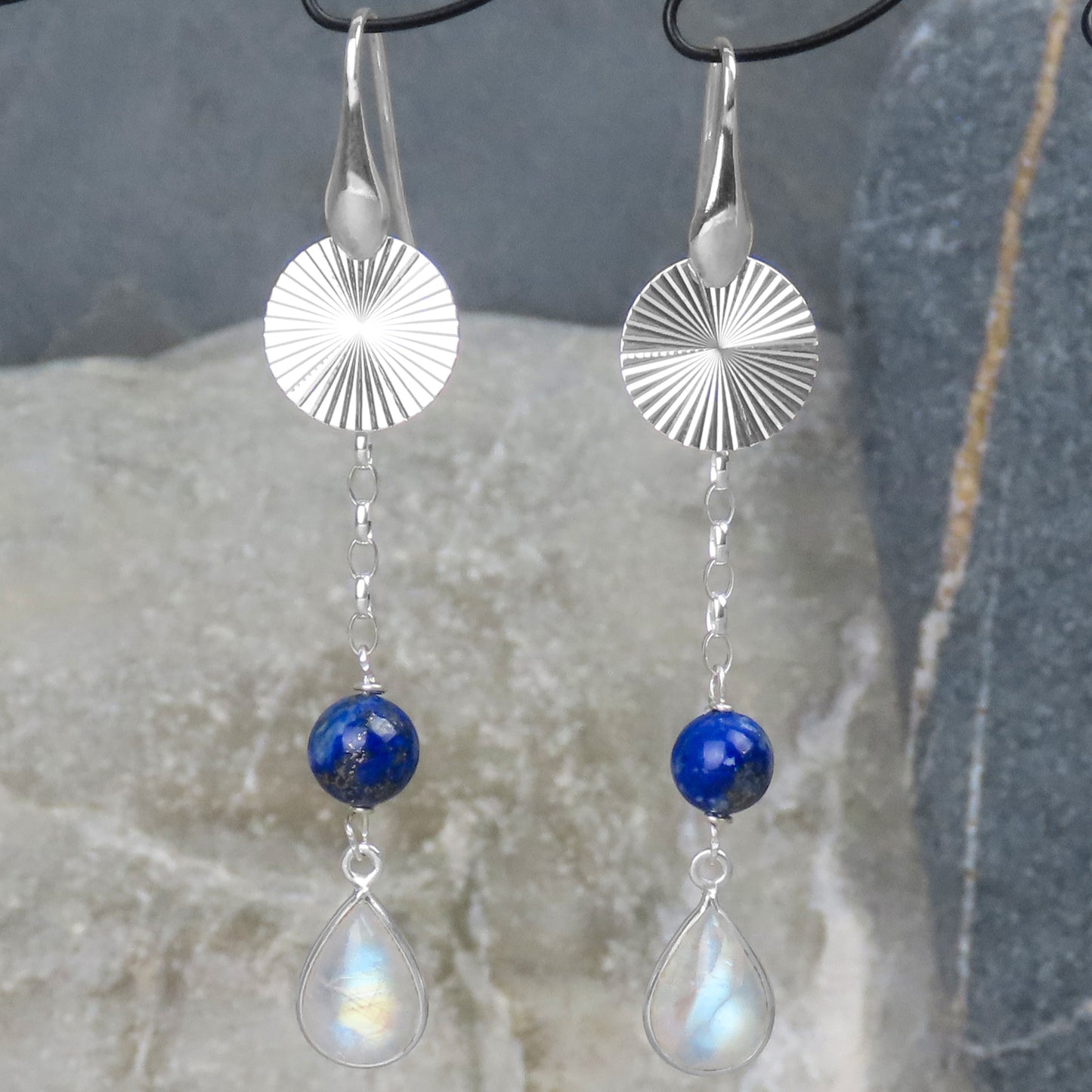 Long earrings rainbow moonstone lapis lazuli 925 silver extravagant stylish design filigree eyecatcher