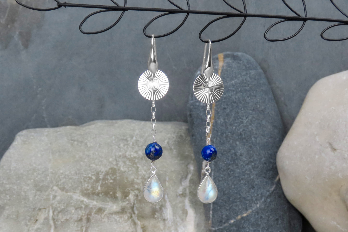 Long earrings rainbow moonstone lapis lazuli 925 silver extravagant stylish design filigree eyecatcher