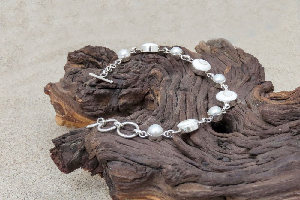 Bracelet Shiva Eye Sea Eye Shell Perles d'eau douce blanches Argent 925 Harmonieux Design simple Bracelet classique Naturel