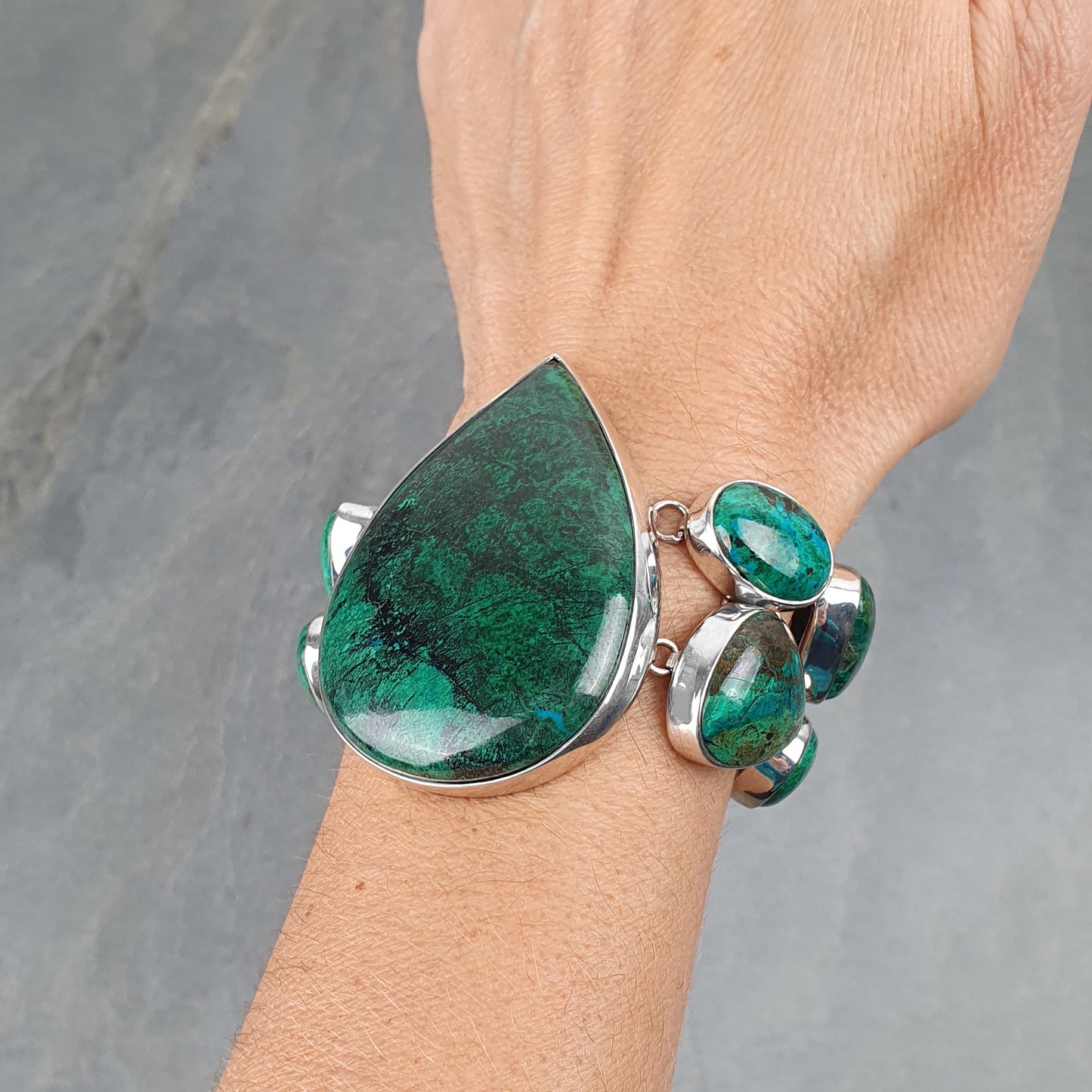 Statement gemstone bracelet chrysocolla striking eye-catcher eye-catching natural jewelry for special celebrations